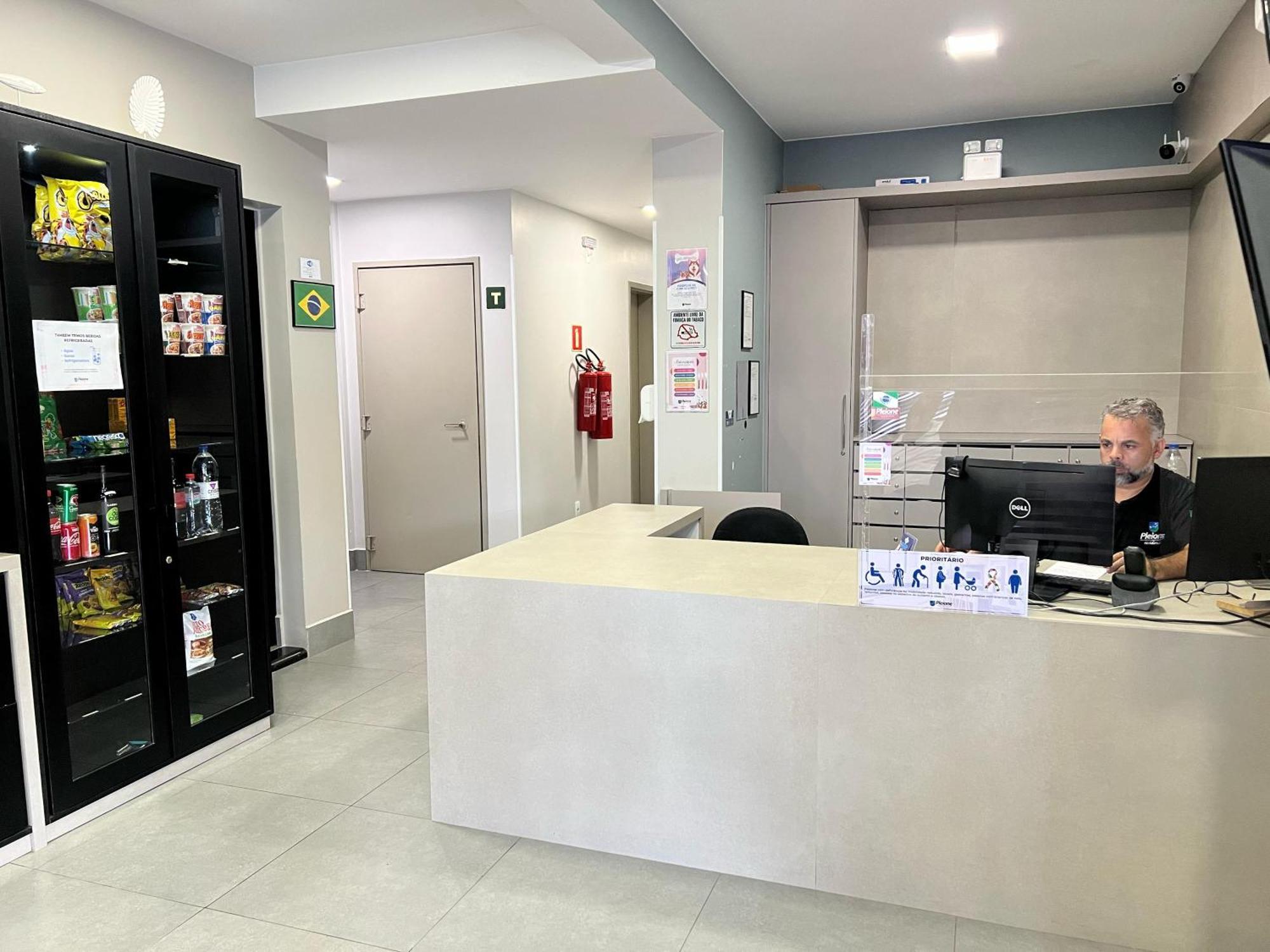 Pleione Flats Apartment Куритиба Екстериор снимка